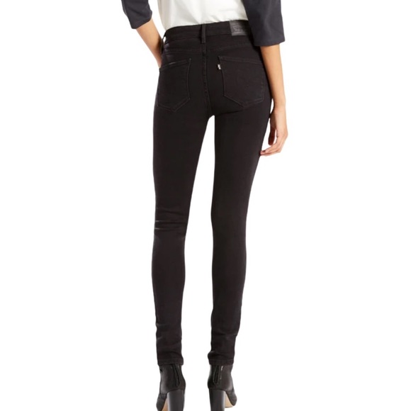 NWT Levi's High Rise Skinny Black Jeans Size 9S/29 - Picture 1 of 12